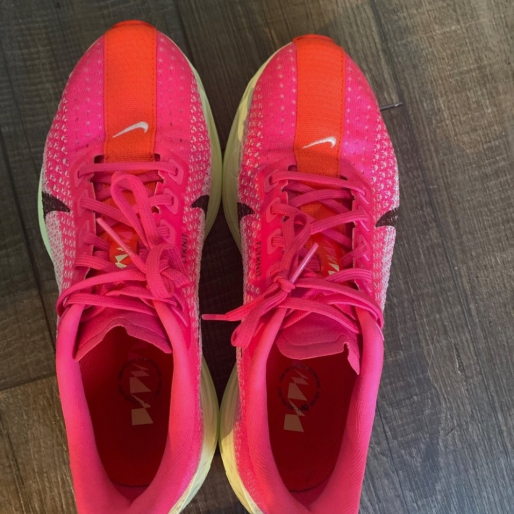 Nike Pegasus Plus